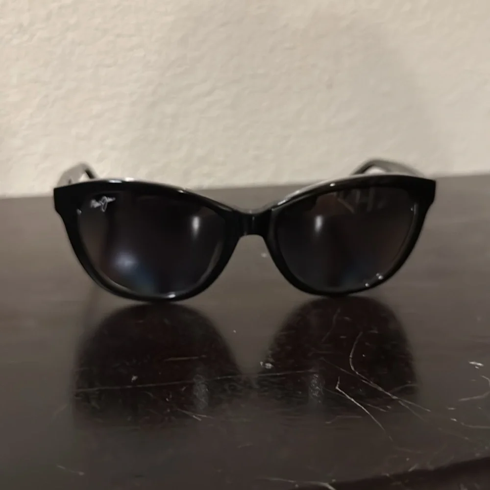 Maui Jim Canna Black Sunglasses - Picture 4 of 13